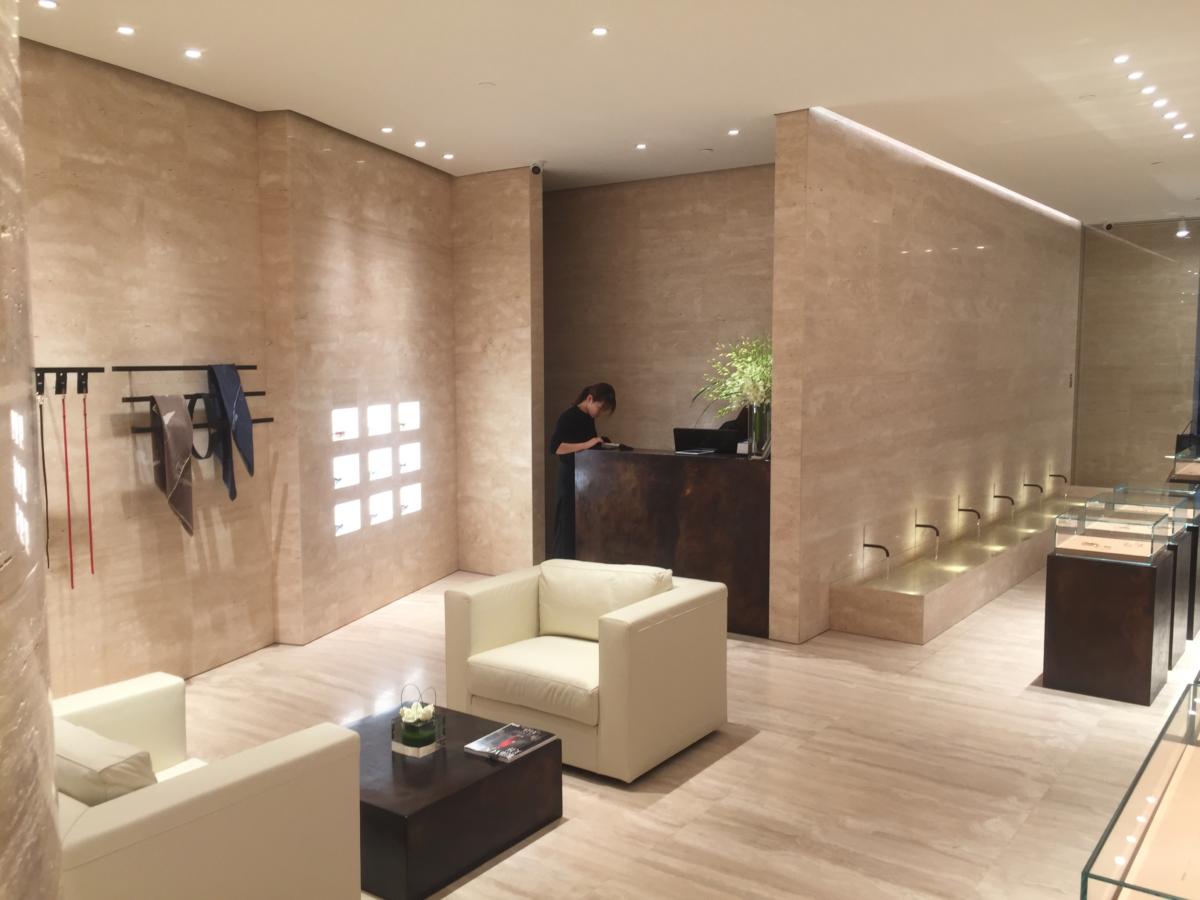 Бутик  в сердце центра моды в  Пекине внутри гостиницы Westing